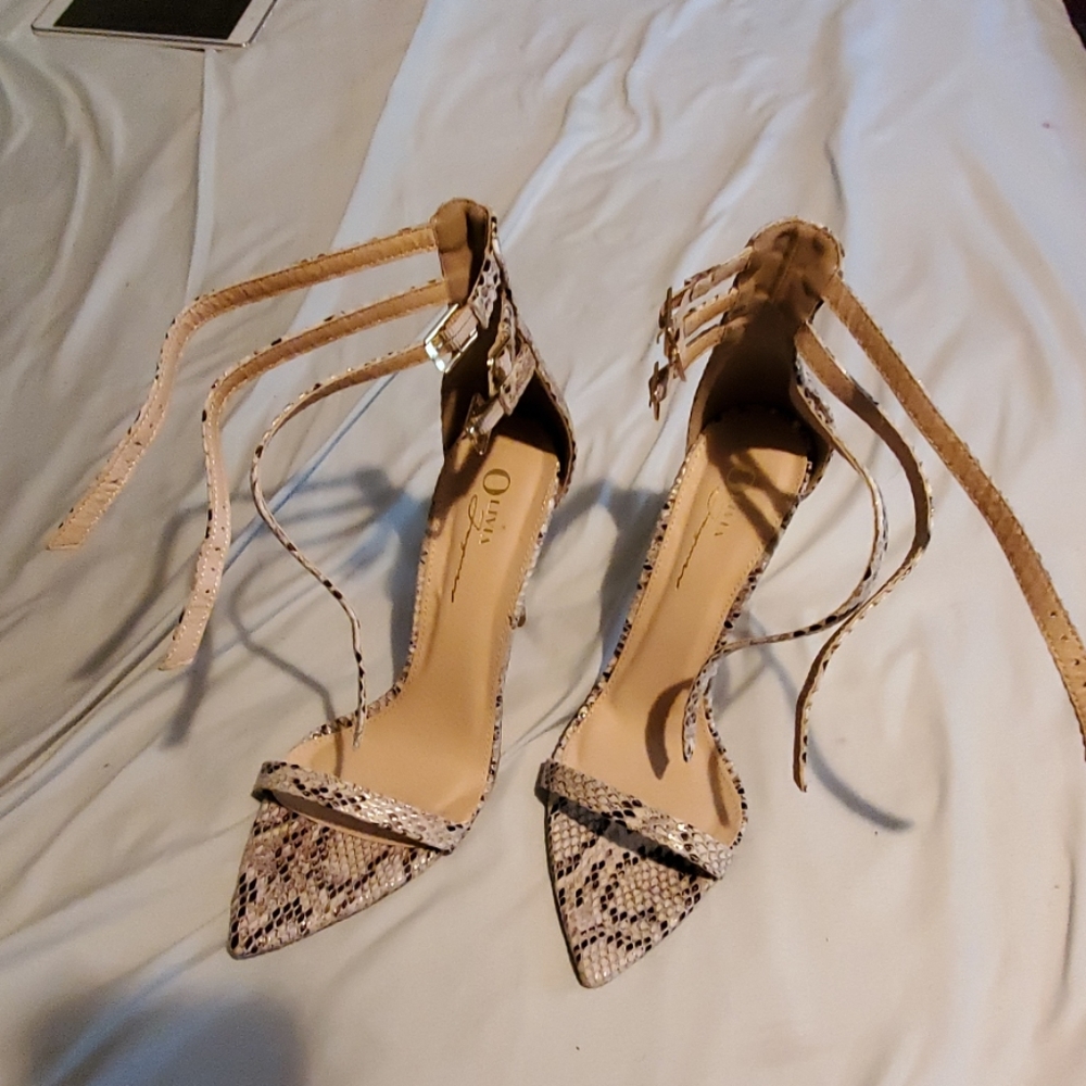 Snake Detail Heel